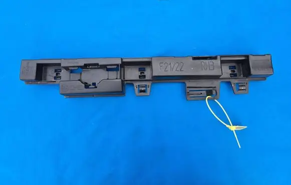 BMW 2 F22 F23 Sill supporting ledge 7268076