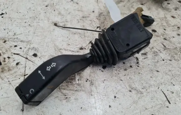 Opel Zafira A Indicator stalk 90560990