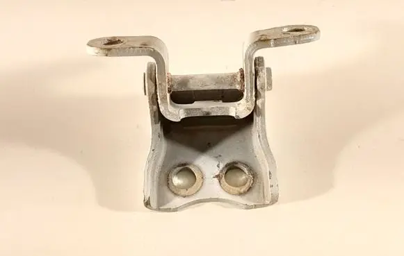 Honda Jazz Front door lower hinge 