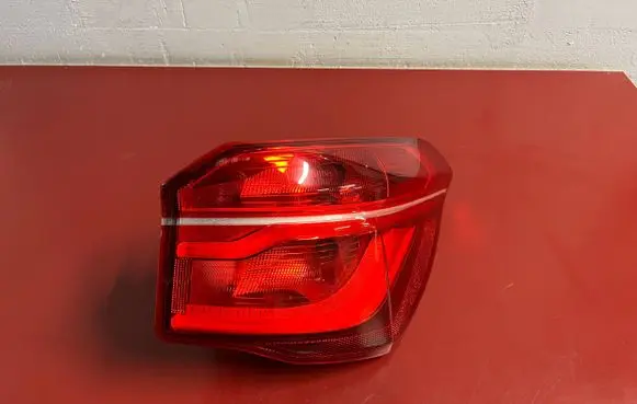 BMW X1 F48 F49 Rear/tail lights 7350718