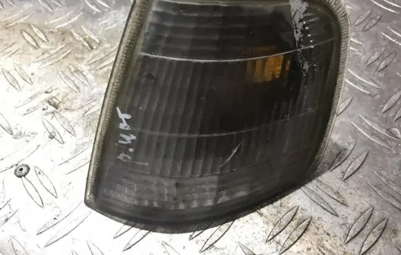 Peugeot 405 Front indicator light
