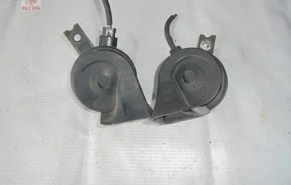 Hyundai Genesis Horn signal