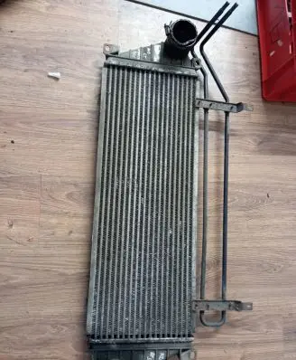 Mercedes-Benz Sprinter W901 W902 W903 W904 Intercooler radiator 9015010701 848601F IA1031