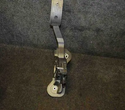 Mazda 6 Accelerator throttle pedal