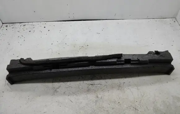 Skoda Kamiq Front bumper foam support bar 358807248a