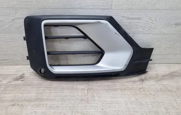 Audi Q2 - Front bumper lower grill 81A807682G 81A807682K