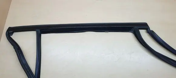 BMW X3 G01 Front door glass trim molding 22330211 223302