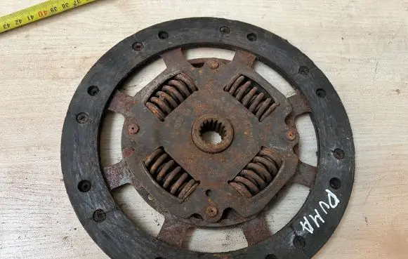 Clutch pressure plate