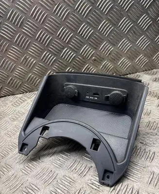 KIA Sportage Other center console (tunnel) element 846313W020