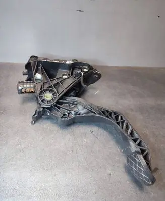 Skoda Octavia Mk3 (5E) Clutch pedal 5Q2721059CN