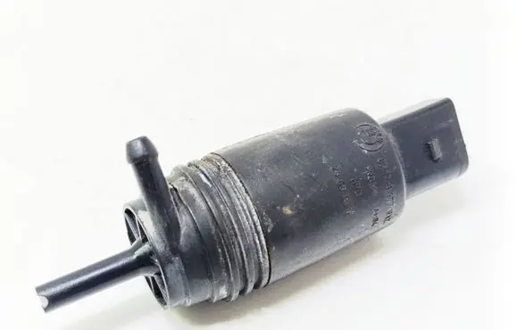 BMW 7 E65 E66 Windscreen/windshield washer pump 8377612
