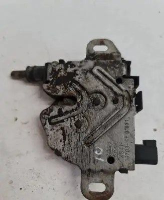 Ford Mondeo Mk III Rear door lock loop/hook striker C7G0A 16700CF01831 XS41
