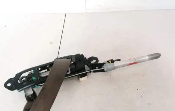 Volvo S80 Front seatbelt
