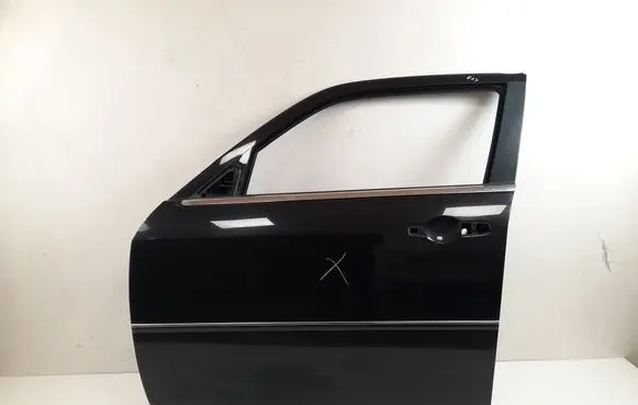 Chrysler 300 - 300C Front door