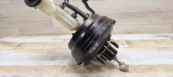Honda FR-V Brake booster