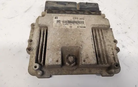 Opel Zafira B Engine control unit/module 55198922