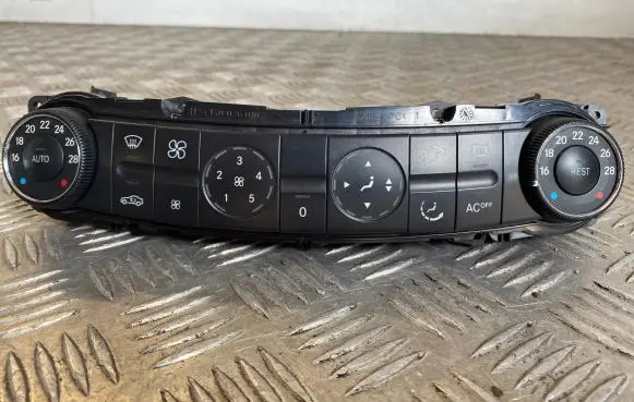 Mercedes-Benz E W211 Climate control unit 2118300385 HW0303 00115003