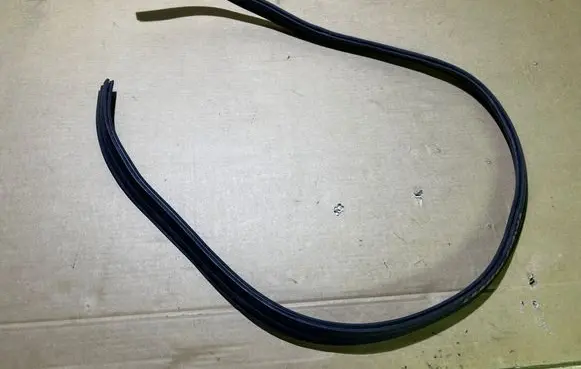 Mercedes-Benz Sprinter W906 Engine compartment rubber A9068890098