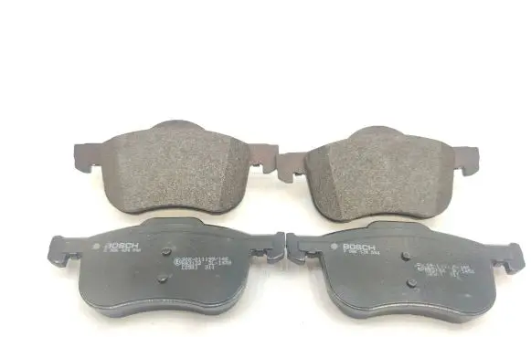 Volvo S80 Brake pads (front) 0986424540 31262506 B0039BWF28