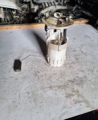 Renault Master II In-tank fuel pump 8200704611