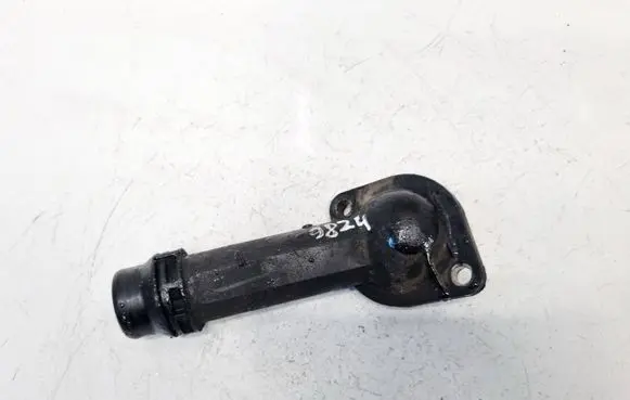 Audi A6 S6 C5 4B Engine coolant pipe/hose 038121121B 06B121121