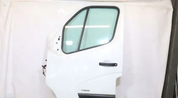 Opel Movano B Front door 