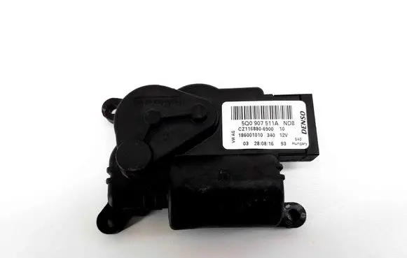 Skoda Octavia Mk3 (5E) Intake manifold valve actuator/motor 5Q0907511A