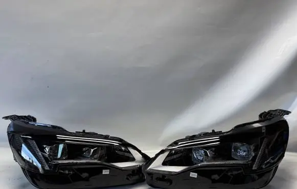 Peugeot 3008 II Headlight/headlamp 9836230680