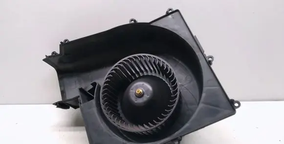 Nissan Almera Tino Heater fan/blower