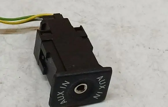 Volkswagen Sharan USB socket connector 