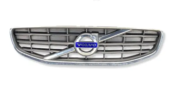 Volvo V60 Front bumper upper radiator grill 31333692 31333690