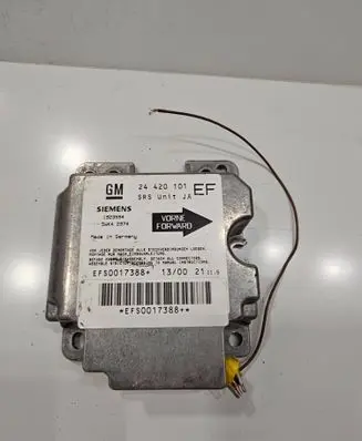 Opel Omega B2 Airbag control unit/module 24420101 1923594 EFS0017388