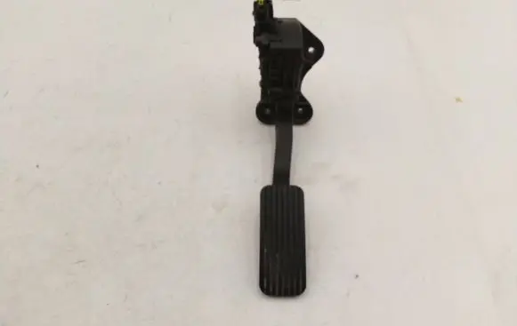 KIA Ceed Accelerator throttle pedal 32700XXXXX