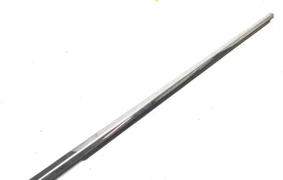 Front door glass trim molding