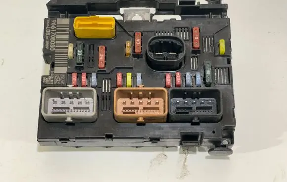 Citroen C4 I Picasso BSM Control unit 9661708080 BSML08