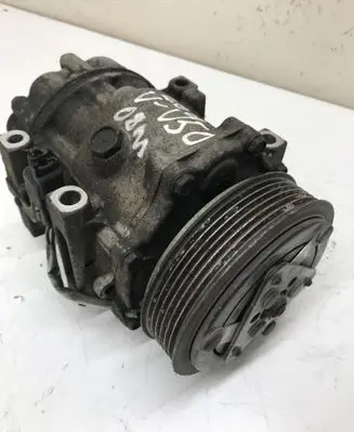 Volvo V50 Air conditioning (A/C) compressor (pump)
