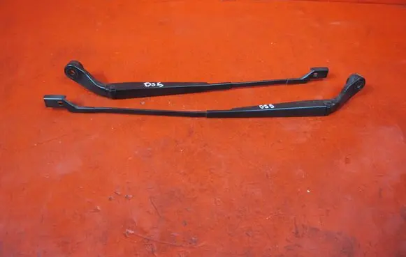 Citroen DS5 Front wiper blade arm 9800362680 9687216280