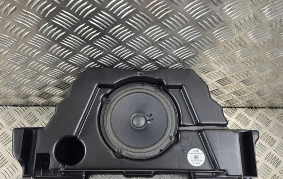 Audi A4 Allroad B9 Subwoofer speaker 8W9035382D
