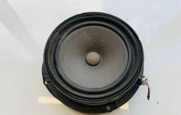 Hyundai Sonata Front door speaker 963300a000 96330-0a000