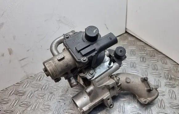 Renault Twingo II EGR valve H8200836385 8200846454E 70036814