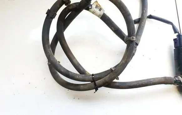 Volkswagen Golf V Engine coolant pipe/hose