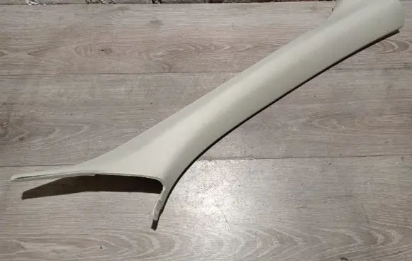 Volvo V40 (A) pillar trim 31102346