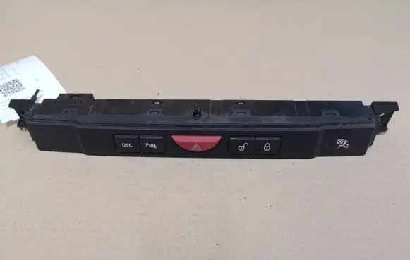 Land Rover Range Rover Sport L320 A set of switches 8H3218D734BA 0701101