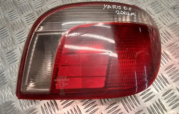 Toyota Yaris Rear/tail lights