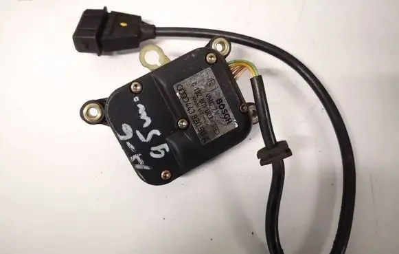 Audi A6 S6 C4 4A Air flap motor/actuator 0132801003
