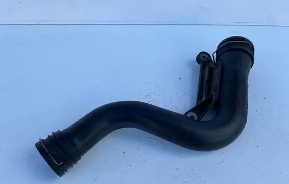 Volkswagen Golf V Intercooler hose/pipe 1K0145762P