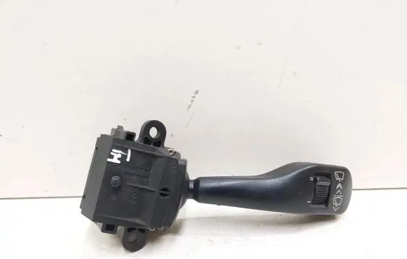 BMW 5 E39 Wiper control stalk 8363664 01204000