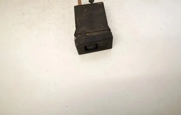 Volkswagen PASSAT B5 Seat heating switch 3B0963564A