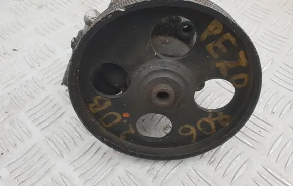 Peugeot 806 Power steering pump 9614287780 7691955168