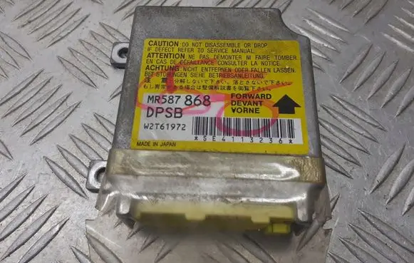 Mitsubishi Outlander Airbag control unit/module MR587868